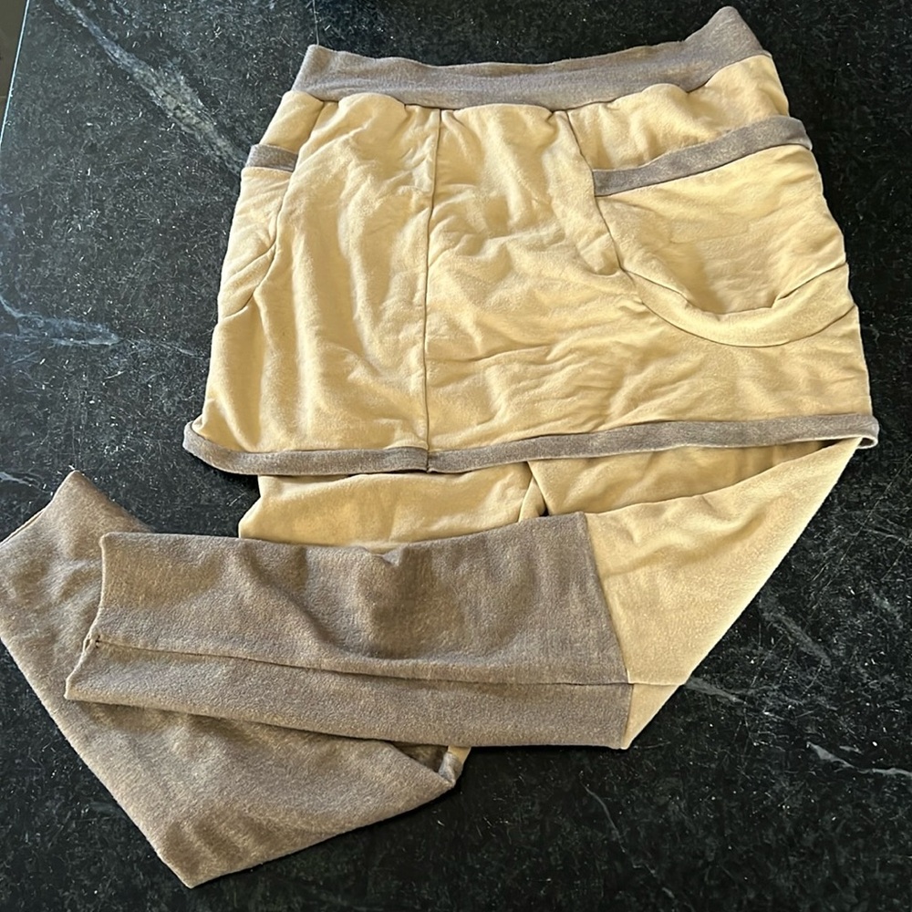 Crossfox skirted dualtone bamboo leggings